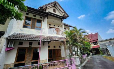 Rumah 2 Lantai Di Timoho Dekat UGM, SMA 8, Ambarrukmo Plaza