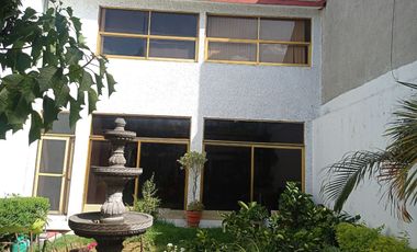 VENDO CASAMUY AMPLIA DE DOS NIVELES CON OPCION PARA AMPLIAR EN FRACCIONAMIENTO PRIVADO TORRES LINDAVISTA, CON VIGUILANCIA LAS 24HORAS