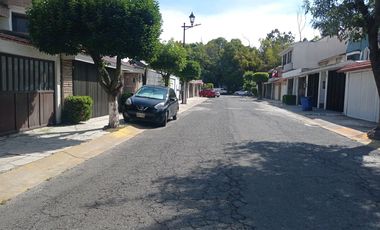 VENDO CASAMUY AMPLIA DE DOS NIVELES CON OPCION PARA AMPLIAR EN FRACCIONAMIENTO PRIVADO TORRES LINDAVISTA, CON VIGUILANCIA LAS 24HORAS