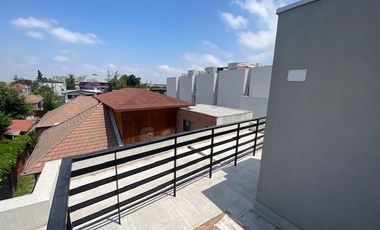 Townhouse Terraza Mirador Condominio Eliecer Parada Metro