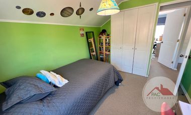 🏡 ¡Tu nuevo hogar en Valle Lo Campino! Casa familiar en venta en Quilicura 5D/3B + Terraza y piscina