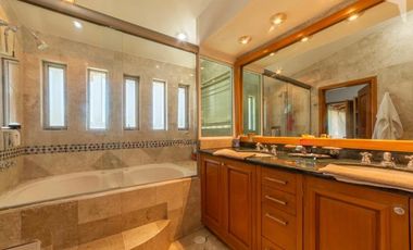 HERMOSA CASA EN RENTA EN COTO LOMA REAL