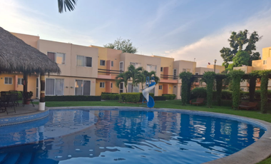 CASA EN VENTA EN CUERNAVACA  MORELOS YAUTEPEC  DS333