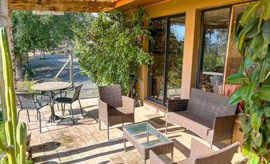 Hermosa Parcela con casa y cabaña en el Valle De Los Artistas de Lolol, VI Región.