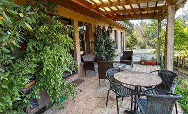 Hermosa Parcela con casa y cabaña en el Valle De Los Artistas de Lolol, VI Región.