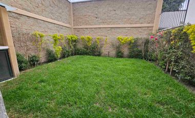 Casa en Renta en San Mateo Atenco de 4 recámaras a 2 calles de Av Lerma