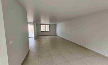 Casa en Renta en San Mateo Atenco de 4 recámaras a 2 calles de Av Lerma