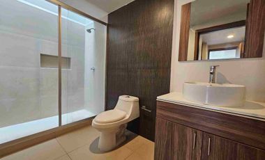 Casa en Renta en San Mateo Atenco de 4 recámaras a 2 calles de Av Lerma