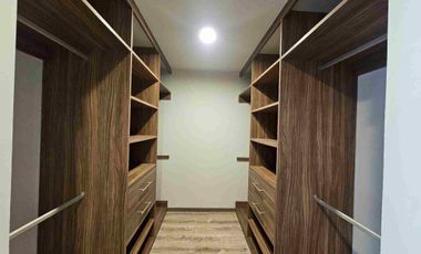 Casa en Renta en San Mateo Atenco de 4 recámaras a 2 calles de Av Lerma