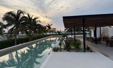 Modernes Einfamilienhaus mit mediterranem Design, Smart Home und Pool – nur 300 m vom Strand entfernt