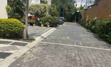 Venta Casa en Condominio con Alberca Col. Acapatcingo, Cuernavaca , Mor.