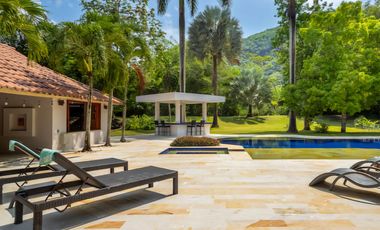 ALQUILO ESPECTACULAR FINCA EL COPAL EN ARMENIA INF AL3003678991 LOS ESPREMOS