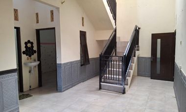 Dijual Rumah 2 Lantai 3 Kamar Tidur di Maguwojarjo Dekat Lotte Mart; Murah