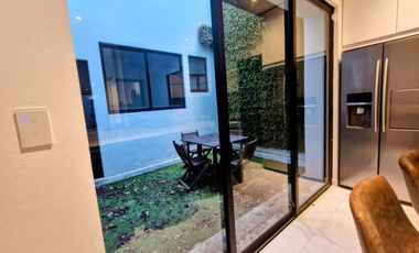 PRECIOSA CASA SEMIAMUEBLADA EN RENTA EN LA ROMA SUR