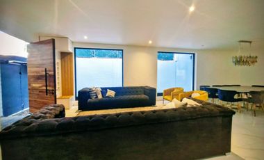 PRECIOSA CASA SEMIAMUEBLADA EN RENTA EN LA ROMA SUR