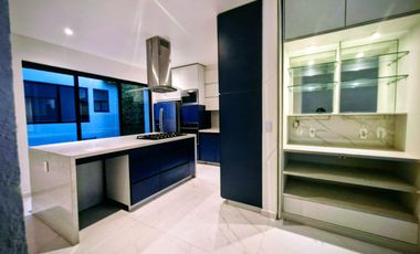 PRECIOSA CASA SEMIAMUEBLADA EN RENTA EN LA ROMA SUR