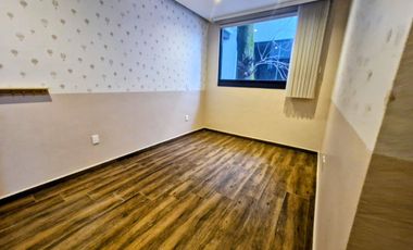 PRECIOSA CASA SEMIAMUEBLADA EN RENTA EN LA ROMA SUR