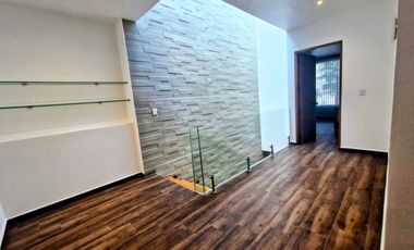 PRECIOSA CASA SEMIAMUEBLADA EN RENTA EN LA ROMA SUR