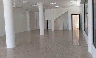 EN ALQUILER EDIFICIO COMERCIAL, LA ALBORADA