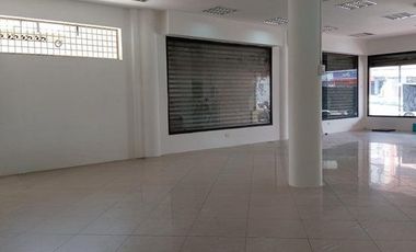EN ALQUILER EDIFICIO COMERCIAL, LA ALBORADA