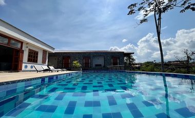 ALQUILER DE FINCA PRIVADA SANTA CLARA INF AL3017984838 EN YOPAL DISPONIBLE PARA TEMPORADA.