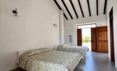ALQUILER DE FINCA PRIVADA SANTA CLARA INF AL3017984838 EN YOPAL DISPONIBLE PARA TEMPORADA.