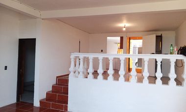 VENDO CASA DUPLEX MUY AMPLIA EN CALLE CERRADA A 10 MINUTOS DEL METROBUS EL CAMINERO EN TLALPAN