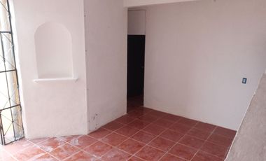 VENDO CASA DUPLEX MUY AMPLIA EN CALLE CERRADA A 10 MINUTOS DEL METROBUS EL CAMINERO EN TLALPAN
