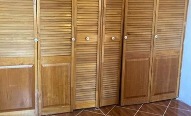 VENDO CASA DUPLEX MUY AMPLIA EN CALLE CERRADA A 10 MINUTOS DEL METROBUS EL CAMINERO EN TLALPAN