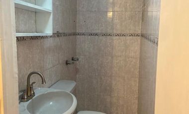 VENDO CASA DUPLEX MUY AMPLIA EN CALLE CERRADA A 10 MINUTOS DEL METROBUS EL CAMINERO EN TLALPAN