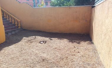 VENDO CASA DUPLEX MUY AMPLIA EN CALLE CERRADA A 10 MINUTOS DEL METROBUS EL CAMINERO EN TLALPAN