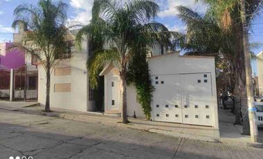 Casa en RENTA DEFENSORES DE PUEBLA