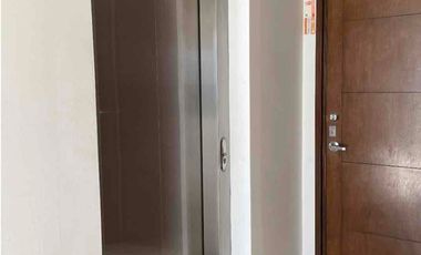 Edificio en Av. Las Américas – ¡Compra por debajo del avalúo!