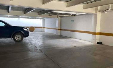 Edificio en Av. Las Américas – ¡Compra por debajo del avalúo!