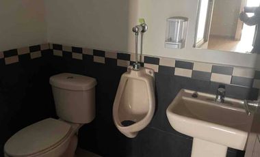 Edificio en Av. Las Américas – ¡Compra por debajo del avalúo!