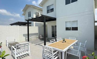 Venta de casa en Casalaguna etapa Serena