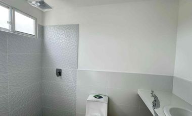 Venta de casa en Casalaguna etapa Serena