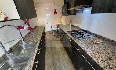 Dpto Remodelado 2 Estacionamientos Metro Hdo De Magallanes