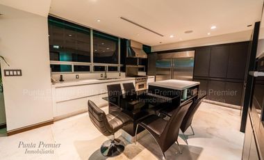 Departamento en Venta Torre Aura I de Lujo 2 niveles, Zona Dorada Zapopan