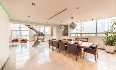Departamento en Venta Torre Aura I de Lujo 2 niveles, Zona Dorada Zapopan