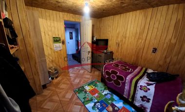 Hermosa Casa Dos Pisos, 5 Dormitorios, 2 Baños, Villa Tres Montes, Quilicura.