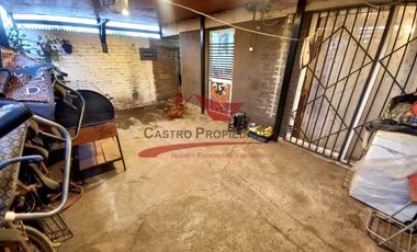 Hermosa Casa Dos Pisos, 5 Dormitorios, 2 Baños, Villa Tres Montes, Quilicura.