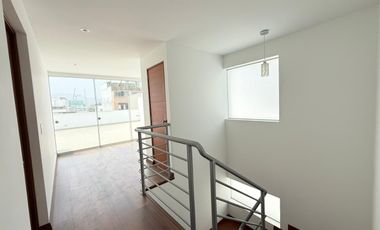 Vendo duplex de estreno en San Borja cerca a parque