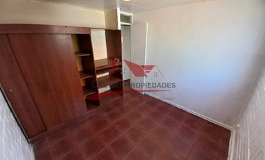 Casa de Un Piso Solida, 2 Dormitorios, 1 Baño, Villa Casas de lo Ovalle, Comuna de Quilicura.