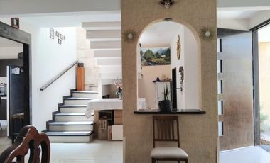 VENTA DE CASA EN ZINACANTEPEC - MUY CERCA DE ESCUELA SIGLO XXI, ESTACION DE TREN SUBURBANO -