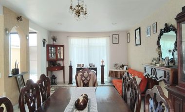 VENTA DE CASA EN ZINACANTEPEC - MUY CERCA DE ESCUELA SIGLO XXI, ESTACION DE TREN SUBURBANO -