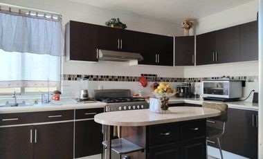 VENTA DE CASA EN ZINACANTEPEC - MUY CERCA DE ESCUELA SIGLO XXI, ESTACION DE TREN SUBURBANO -