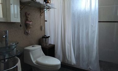 VENTA DE CASA EN ZINACANTEPEC - MUY CERCA DE ESCUELA SIGLO XXI, ESTACION DE TREN SUBURBANO -