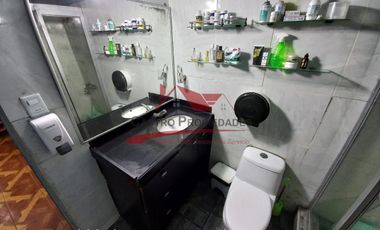 Casa de Dos Pisos con 4 Dormitorios, 1 Baño, Villa Santa Teresita, Comuna de Quilicura