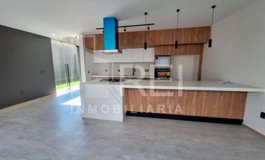VENTA CASA EN VALLE IMPERIAL ZAPOPAN